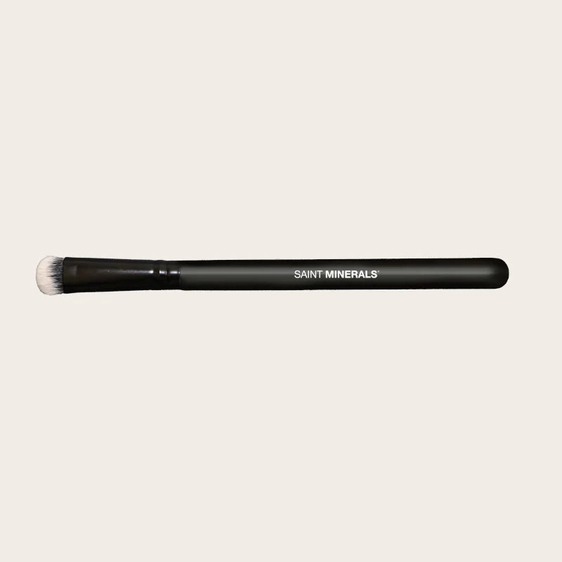 Saint Minerals All Over Eye Colour brush
